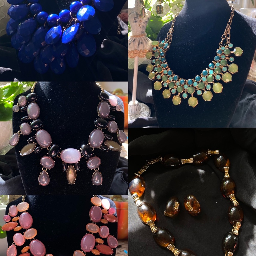 Costume Jewelry lot:  2 clip-on earrings and 5 necklaces.